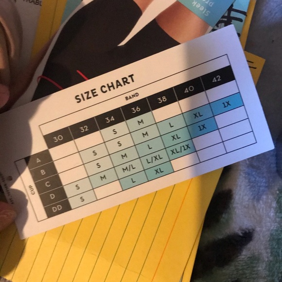 Spanx ❤️ Assets- low-back panty bodysuit - Picture 8 of 8